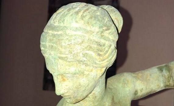 Luca Dinoi: «Così ho salvato la dea Afrodite dal fondo del mare» Luca Dinoi: «Così ho salvato la dea Afrodite dal fondo del mare»