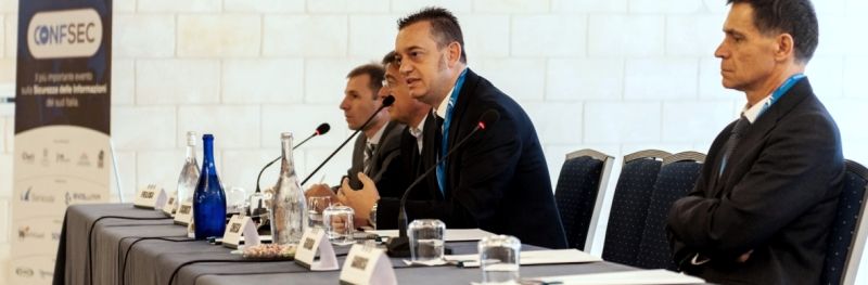 Lino Fornaro: «Proteggervi dagli hacker si può» Lino Fornaro: «Proteggervi dagli hacker si può»