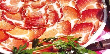 Mangia il capocollo e perdi la testa