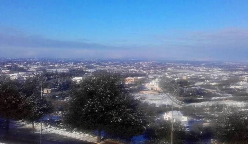 Neve: si va a scuola (per ora) Neve: si va a scuola (per ora)