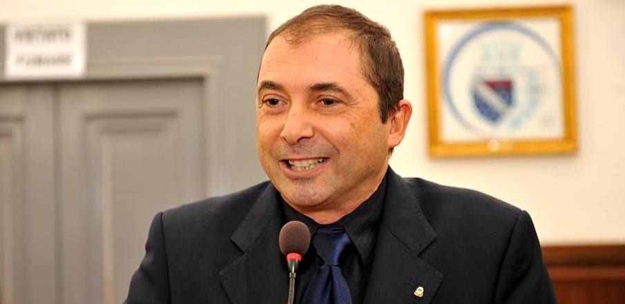 Francesco Pastore e i pediatri per l'emergenza Francesco Pastore e i pediatri per l'emergenza