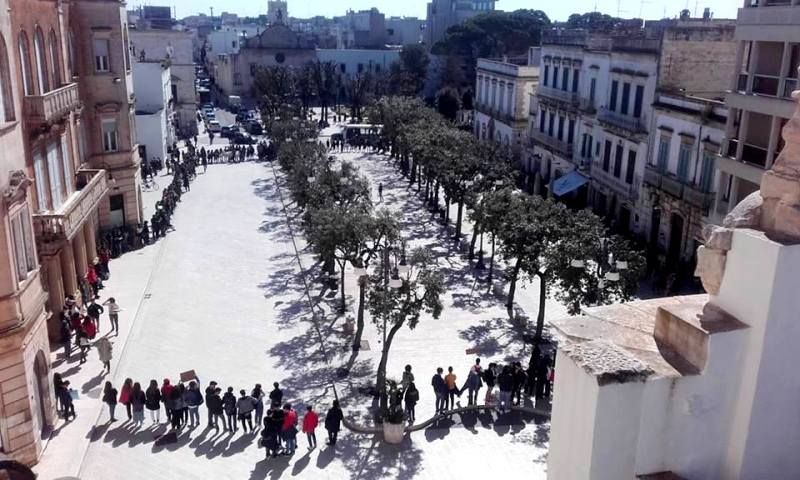 Gli studenti martinesi per la salvezza del Pianeta Gli studenti martinesi per la salvezza del Pianeta