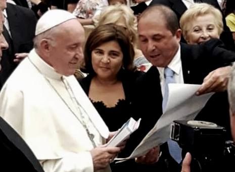 Prevenzione incidenti per soffocamento: Francesco Pastore incontra Papa Bergoglio Prevenzione incidenti per soffocamento: Francesco Pastore incontra Papa Bergoglio
